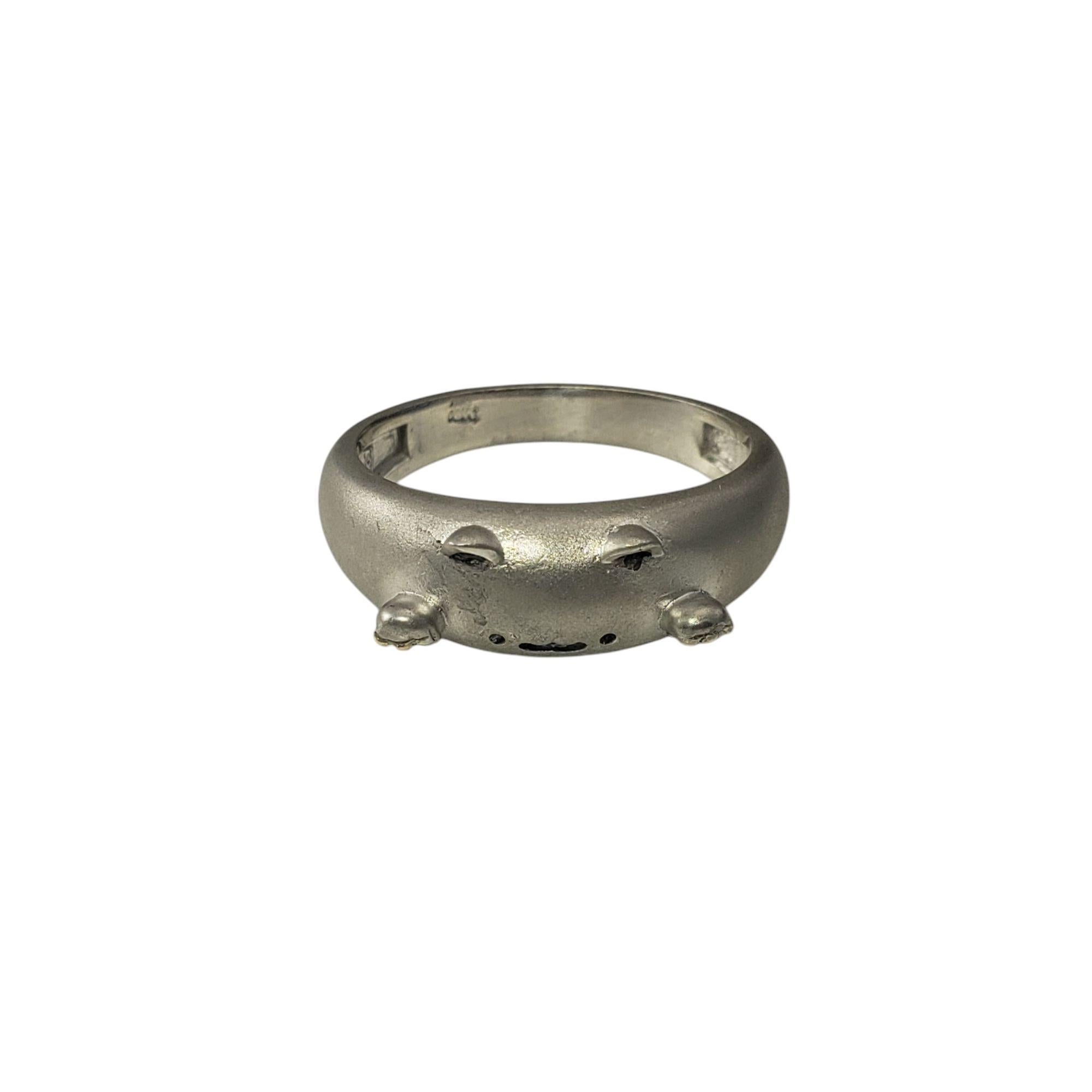 Contemporary 18 Karat White Gold Bongo Cat Ring Size 7.5-7.75 #21038 For Sale