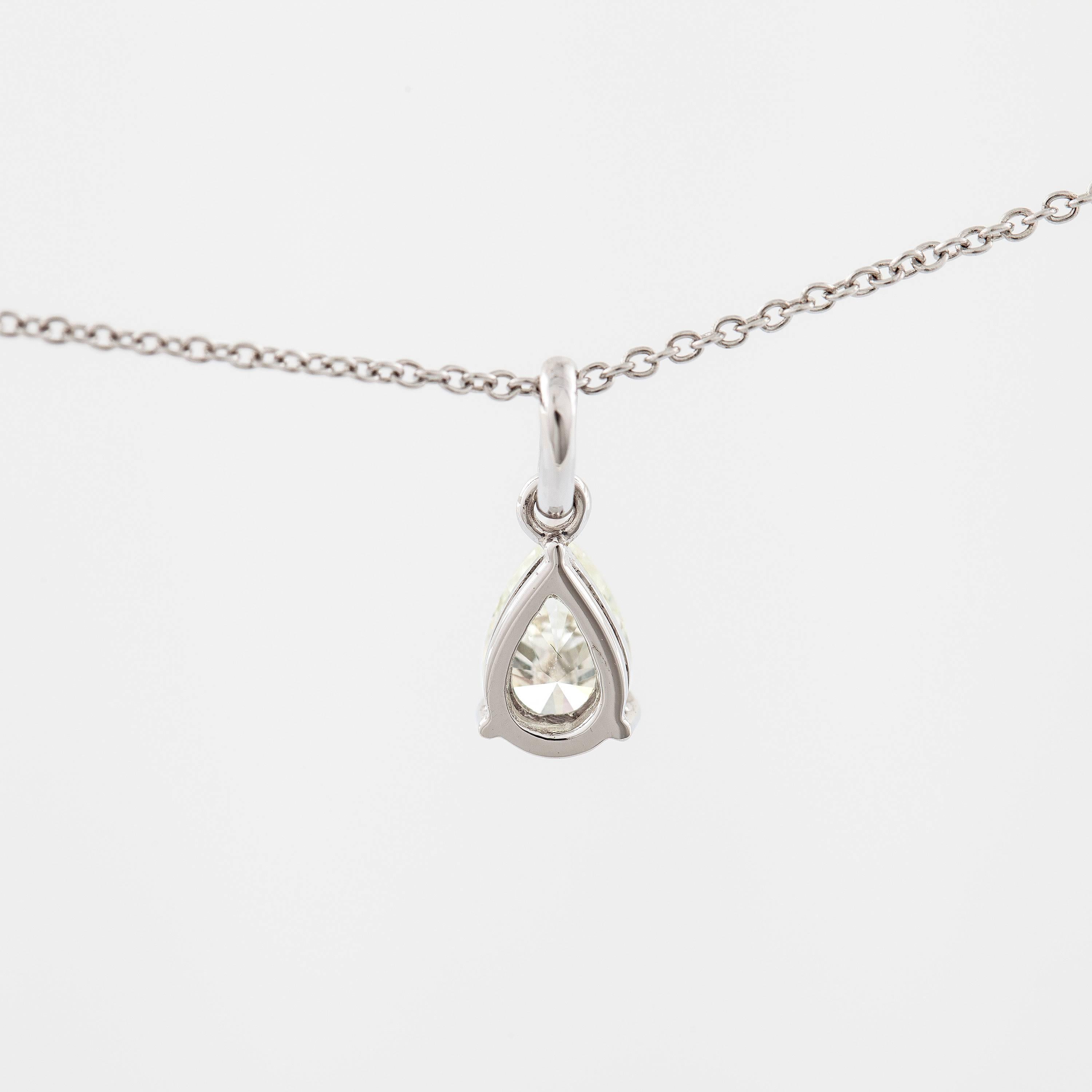 Women's 18 Karat White Gold Brilliant Cut Diamond Necklace For Sale