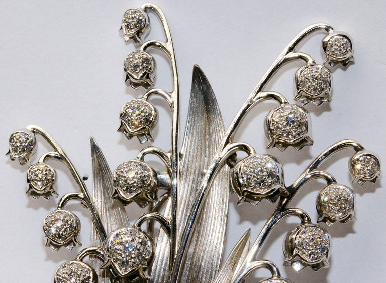 18 Karat White Gold Brooch with Diamonds, Floral Design at 1stDibs