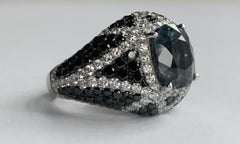 18 Karat White Gold Blue Cobalt Spinel Ring with Black and White Diamonds