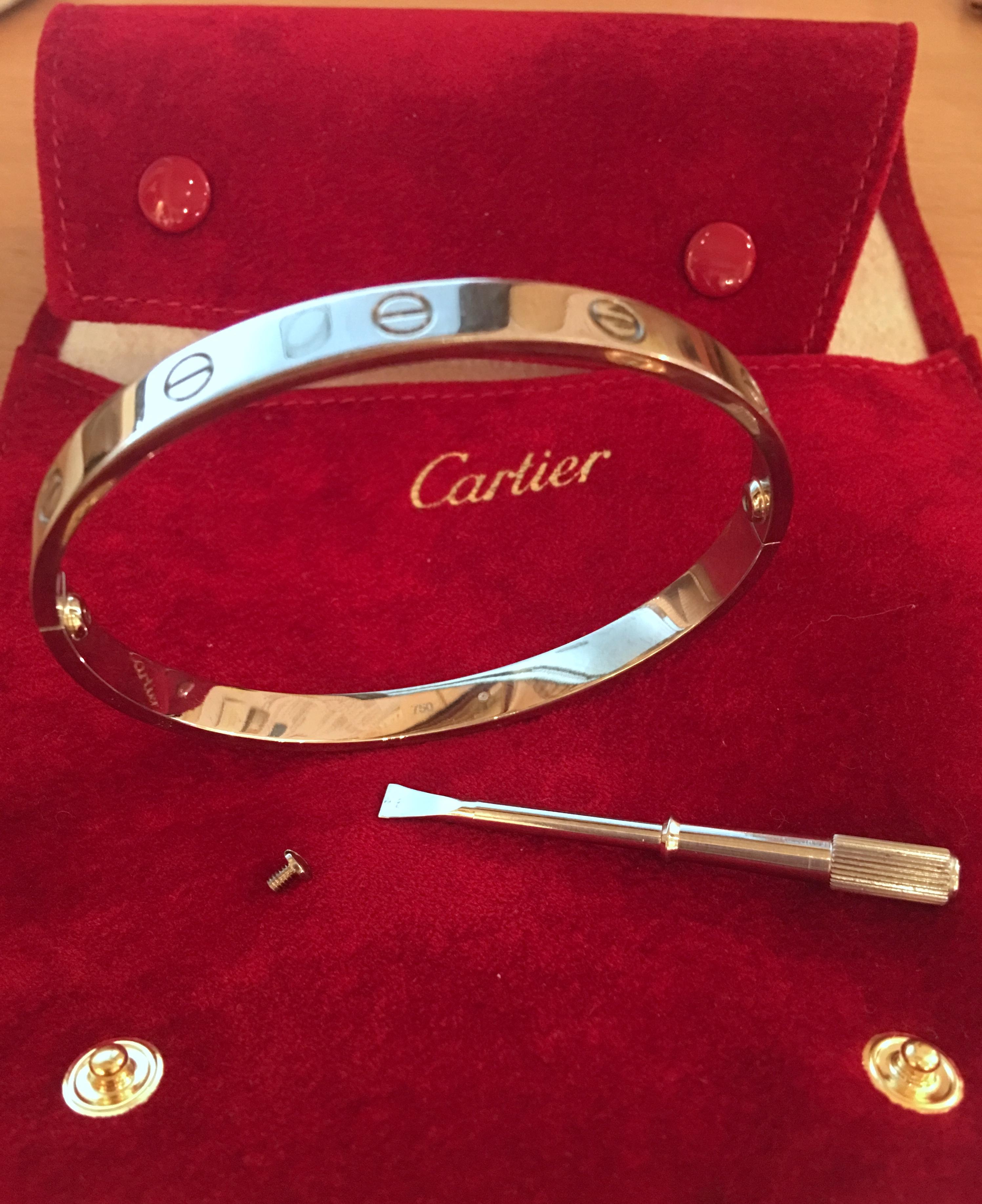 18 carat cartier bracelet