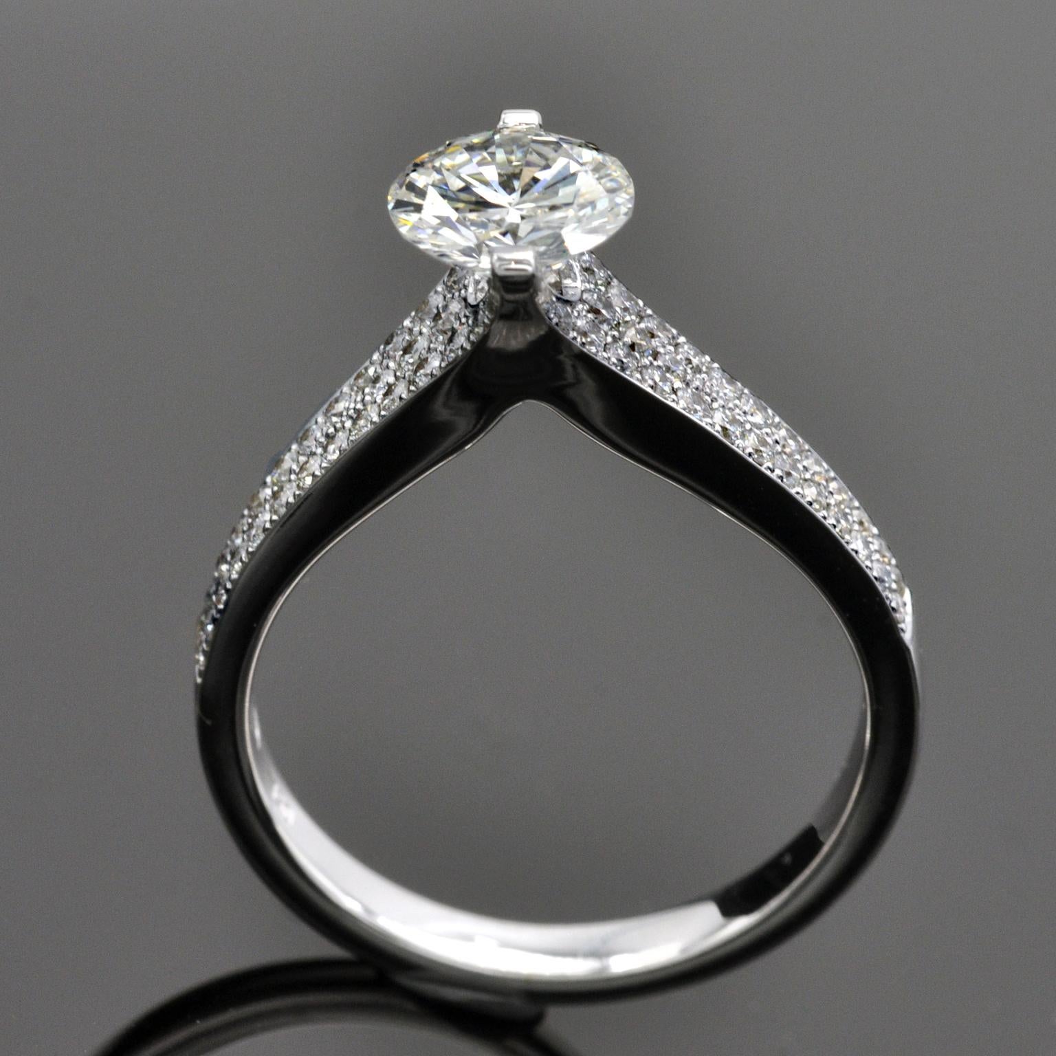 0, 89 Karat zertifizierter Diamant 18 Karat Weißgold  Verlobungsring im Zustand „Neu“ in Monte Carlo, MC