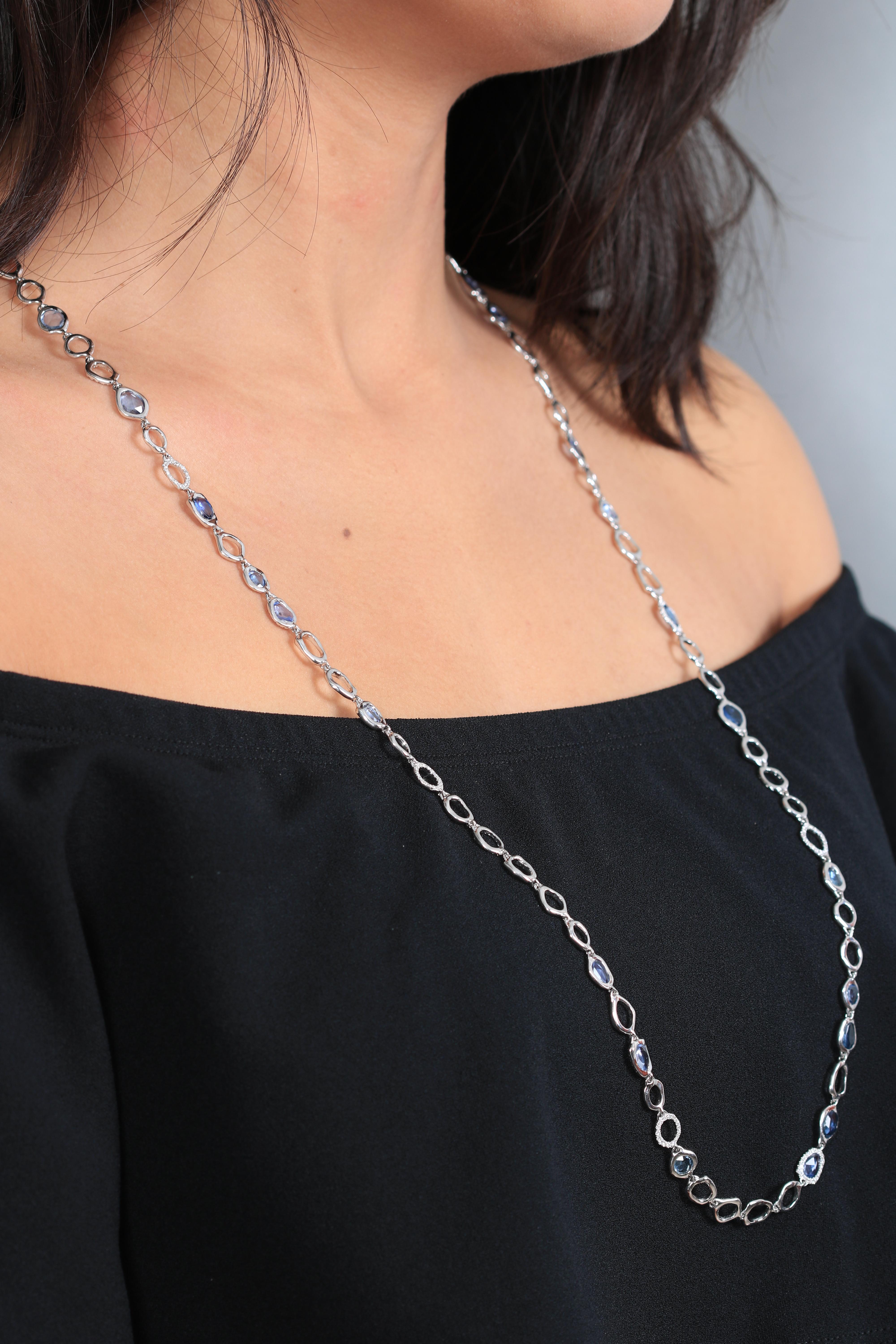 18 Karat White Gold Chain With Blue Sapphires In New Condition For Sale In Abu Dhabi, Abu Dhabi