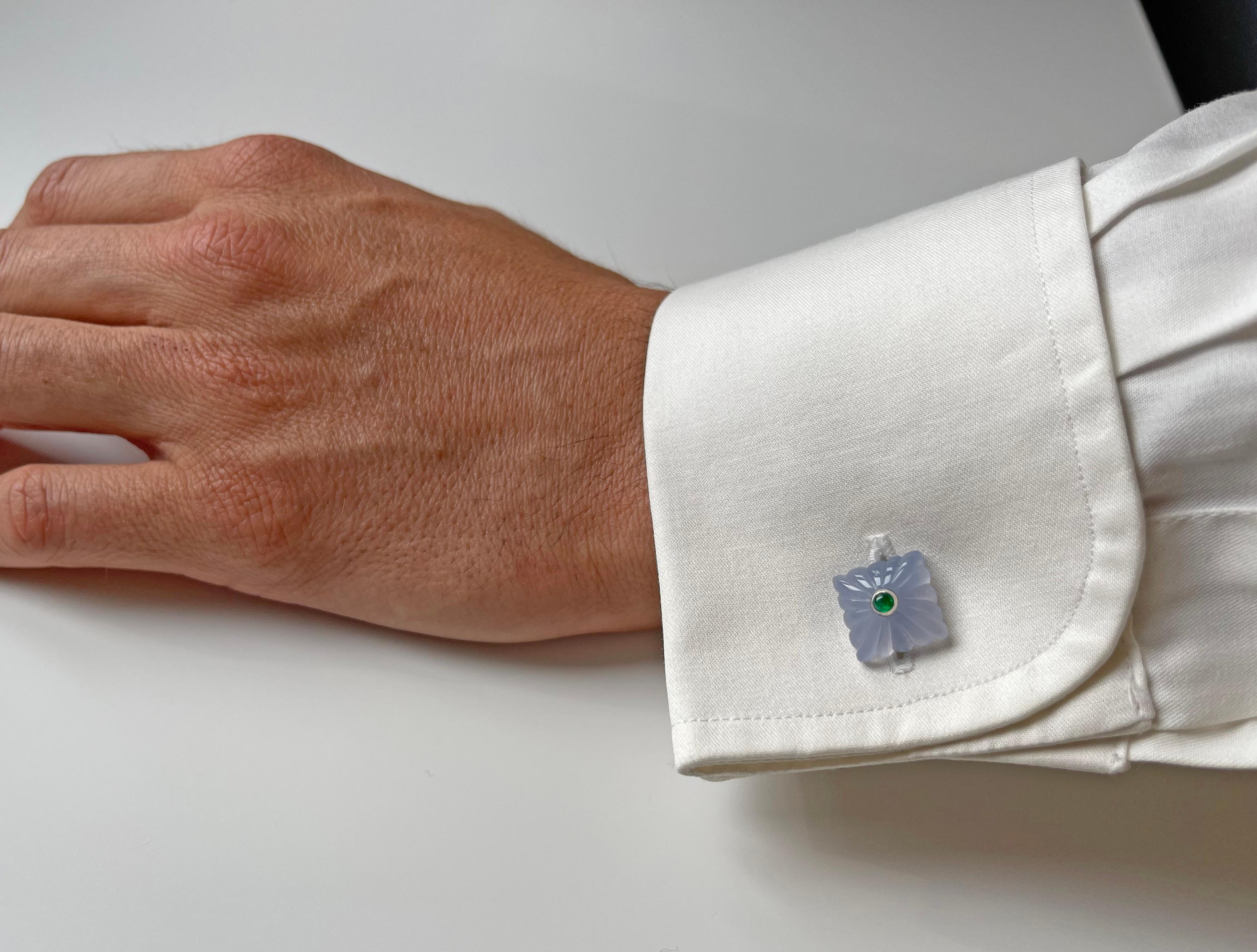 Women's or Men's 18 Karat White Gold Chalcedony and Emeralds Double Square Cufflinks For Sale