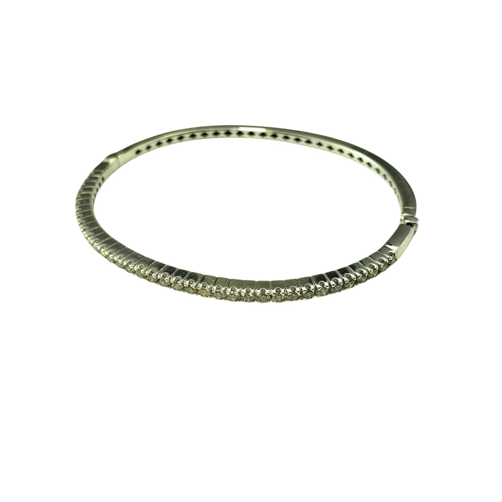 Contemporary 18 Karat White Gold Champagne Diamond Bangle Bracelet #20788 For Sale