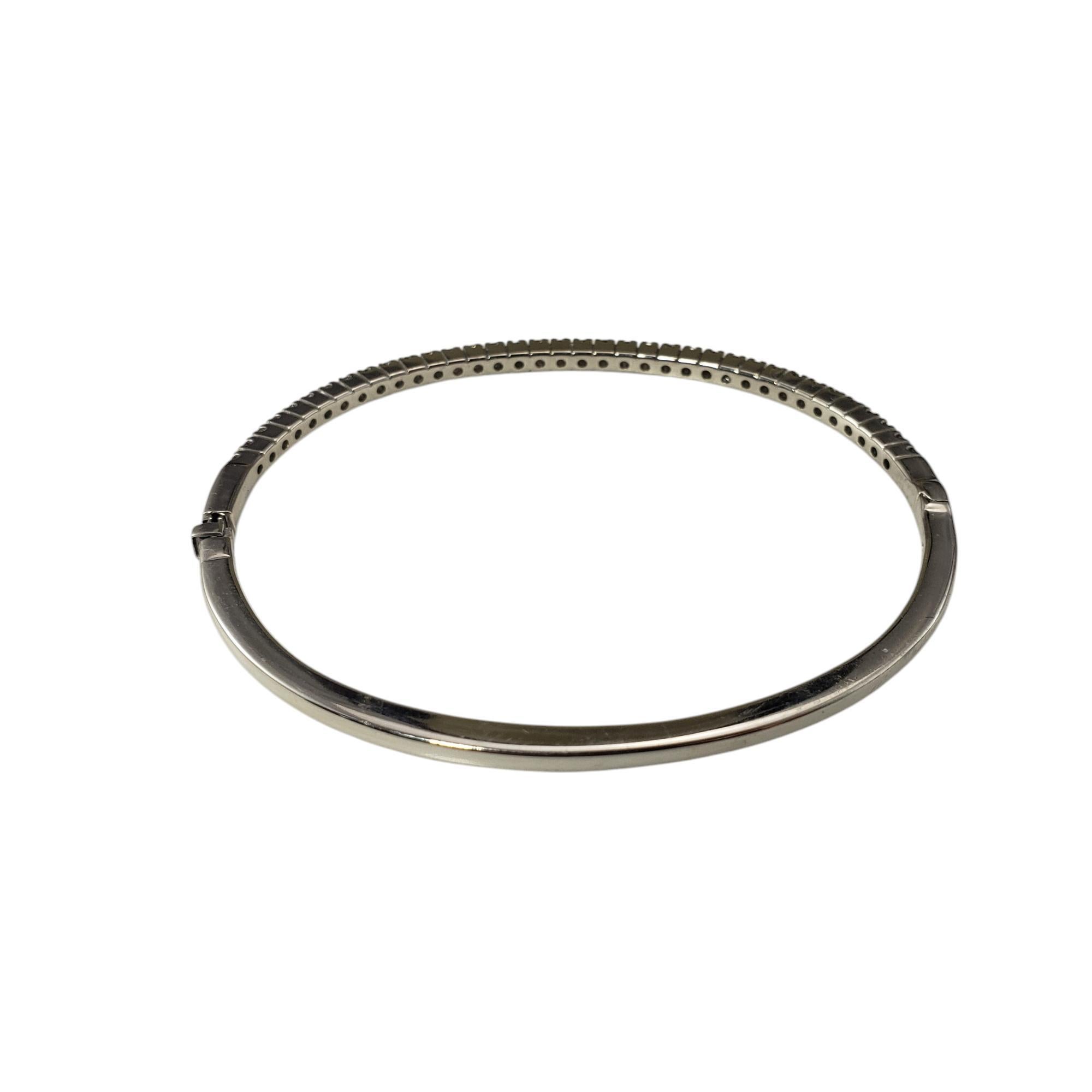 18 Karat White Gold Champagne Diamond Bangle Bracelet #20788 In Good Condition For Sale In Washington Depot, CT