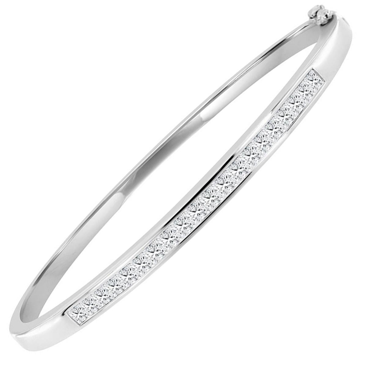 18 Karat White Gold Channel Princess Diamond Bangle '2.5 Carat' For Sale