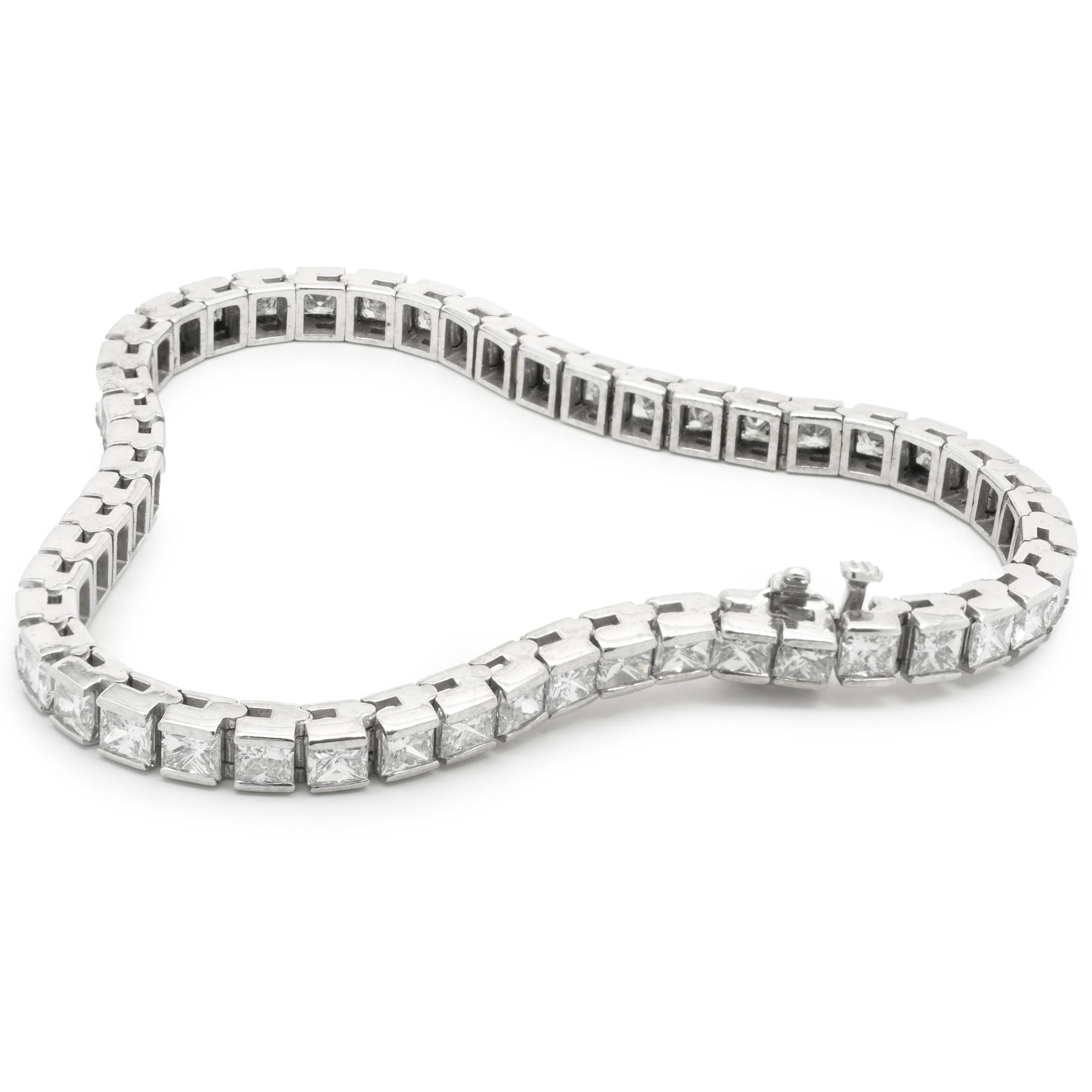 18 Karat White Gold Channel Set Diamond Tennis Bracelet In Excellent Condition For Sale In Scottsdale, AZ
