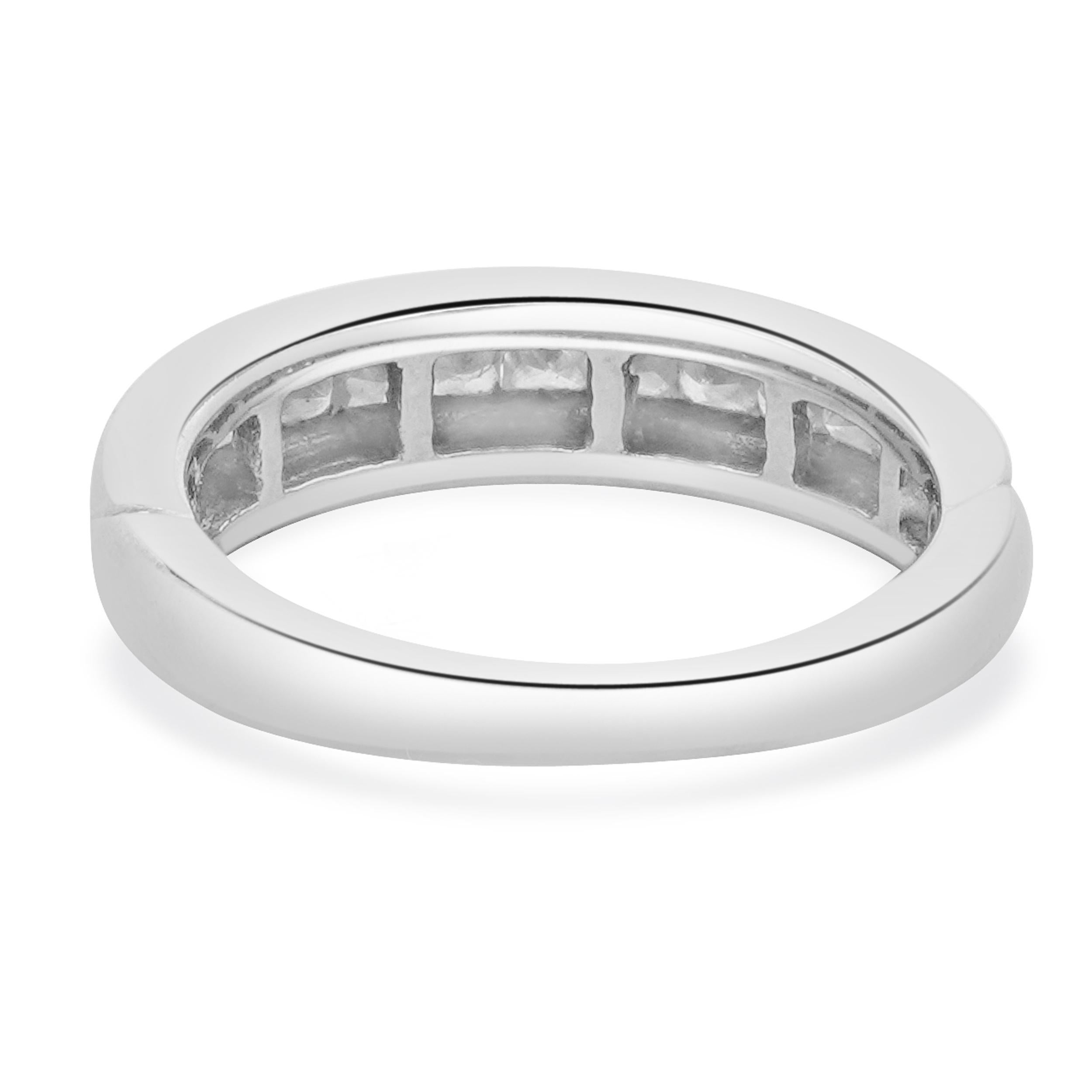 18 Karat White Gold Channel Set Princess Cut Diamond Band In Excellent Condition For Sale In Scottsdale, AZ