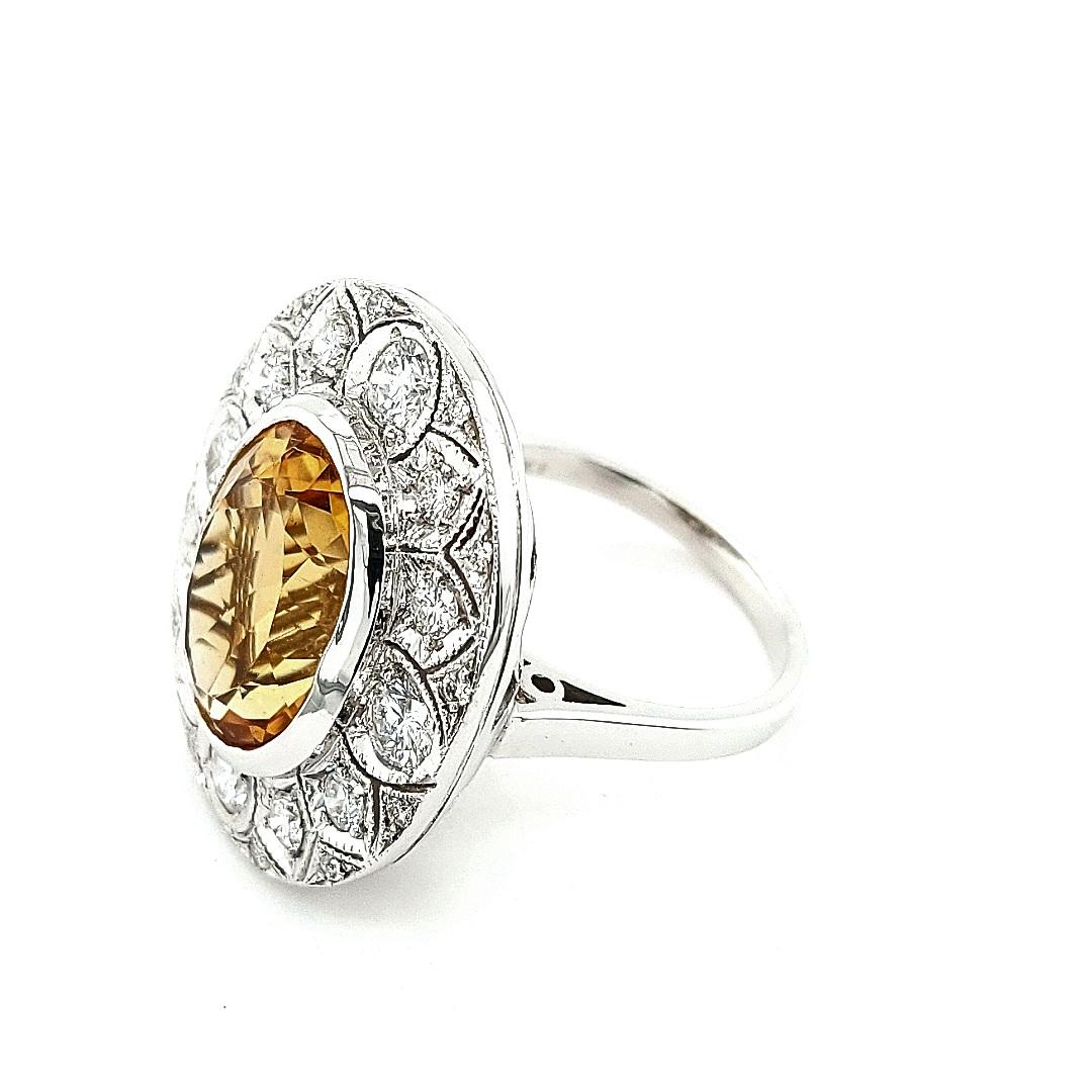 Women's 18kt White Gold Citrine and Diamonds Cocktail Ring For Sale