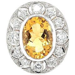 18kt White Gold Citrine and Diamonds Cocktail Ring