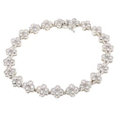18 Karat White Gold Cluster Diamond Floral Bracelet
