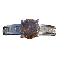 18 Karat White Gold Cognac and White Diamond Ring 1.48 Carat 4.2 Grams