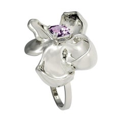 18 Karat White Gold Contemporary Cocktail Ring with Berry Spinel by Artist