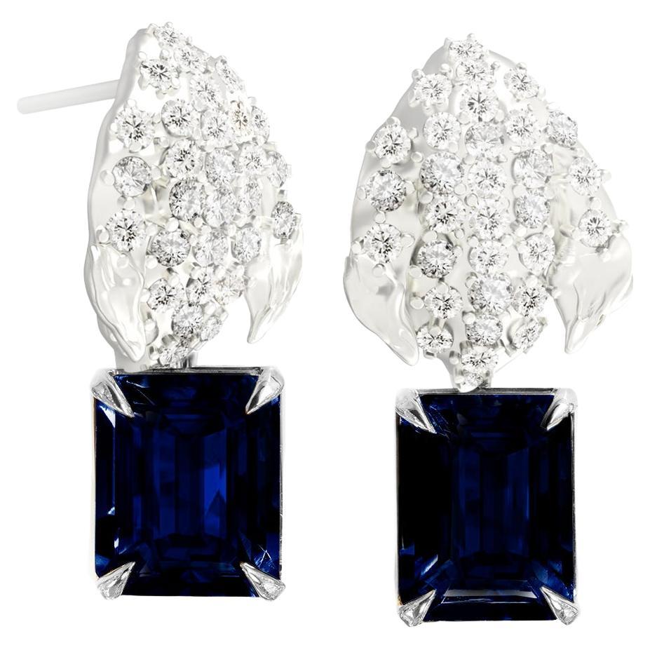 White Gold Contemporary Dangle Earrings with Sapphires and Diamonds For Sale