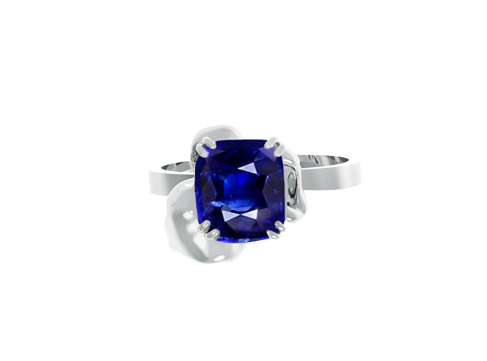 Eighteen Karat White Gold Contemporary Ring with Two Carats Cushion Sapphire For Sale 4