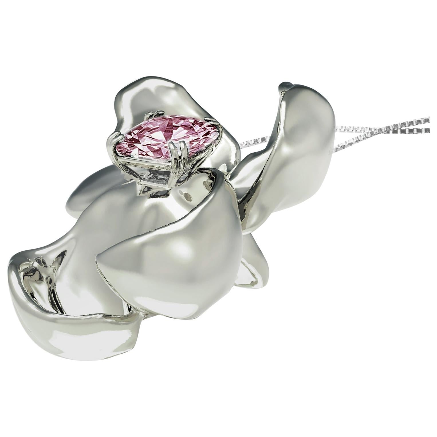 Collier pendentif contemporain Magnolia en or blanc 18 carats avec spinelle lavande