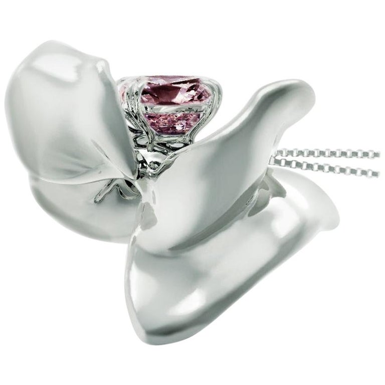 18 Karat White Gold Contemporary Magnolia Pendant Necklace with