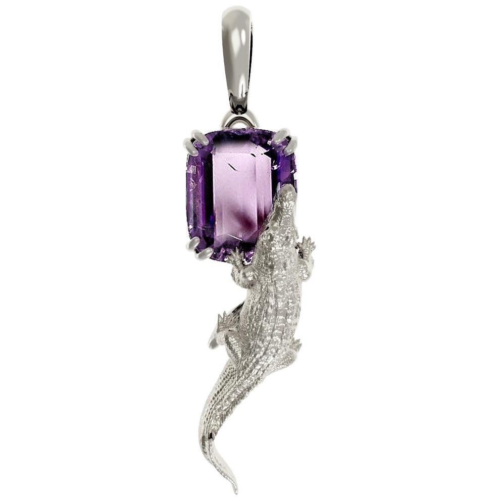 White Gold Contemporary Pendant Necklace with Light Purple Sapphire For Sale