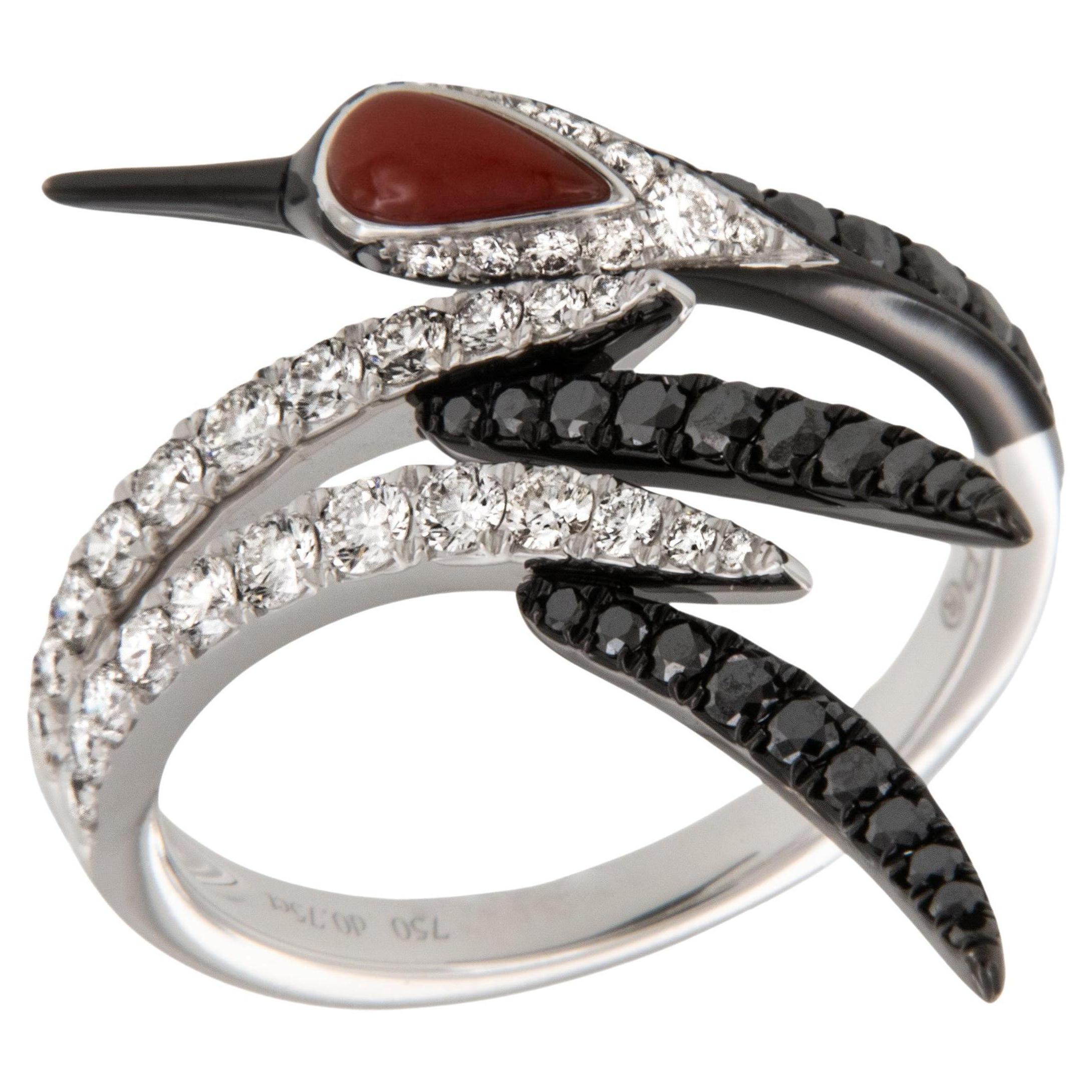 18 Karat White Gold Crane Ring with Coral, Black Diamonds and White Diamonds in vendita