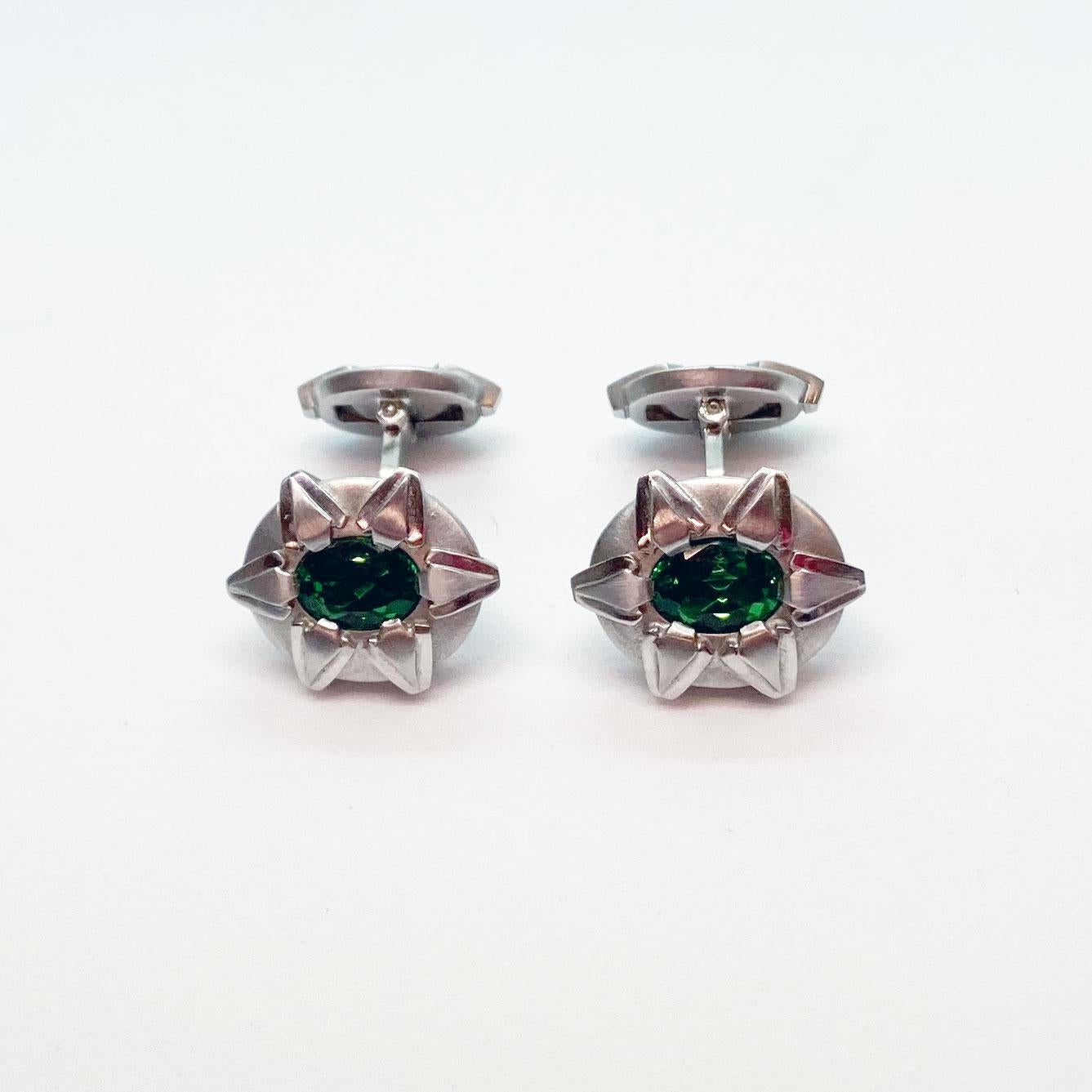 Contemporary 18 Karat White Gold Cufflinks with Tsavorite For Sale