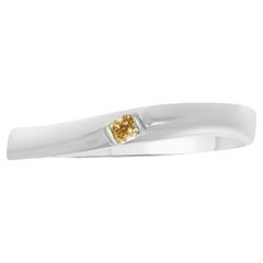 18 Karat White Gold Curve Unity Fancy Colour Diamond Ring