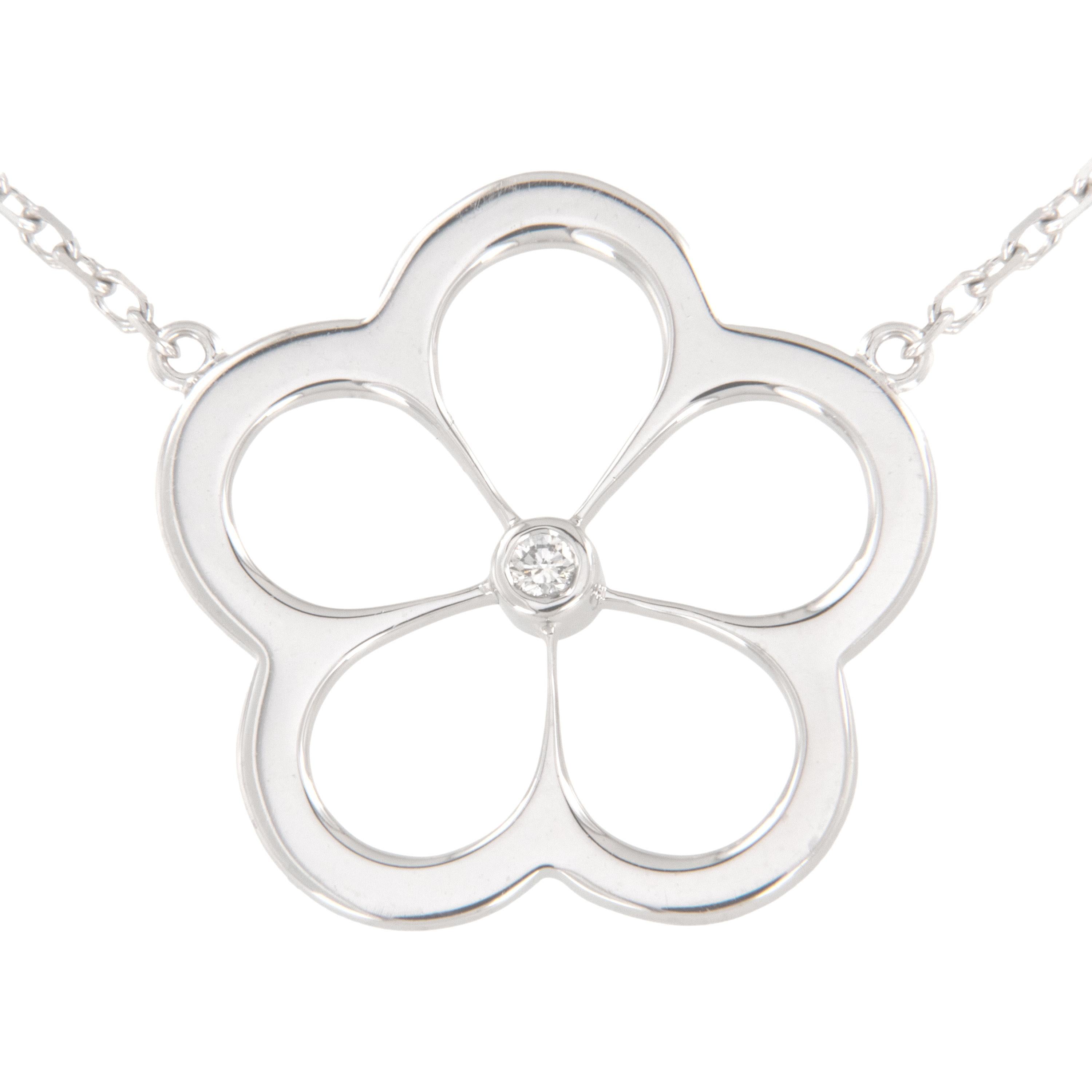 18 Karat White Gold Daisy 0.30 Cttw. Diamond Necklace by Gumuchian Contemporáneo en venta