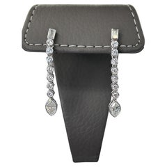 Pendants d'oreilles en or blanc 18 carats avec 1,53 carat de diamants