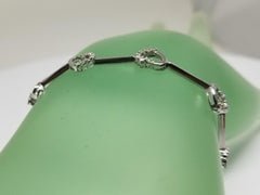 18 Karat White Gold Diamond Alternating Hearts Bracelet