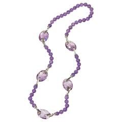 Halskette aus 18 Karat Weißgold mit Diamanten und Amethysten