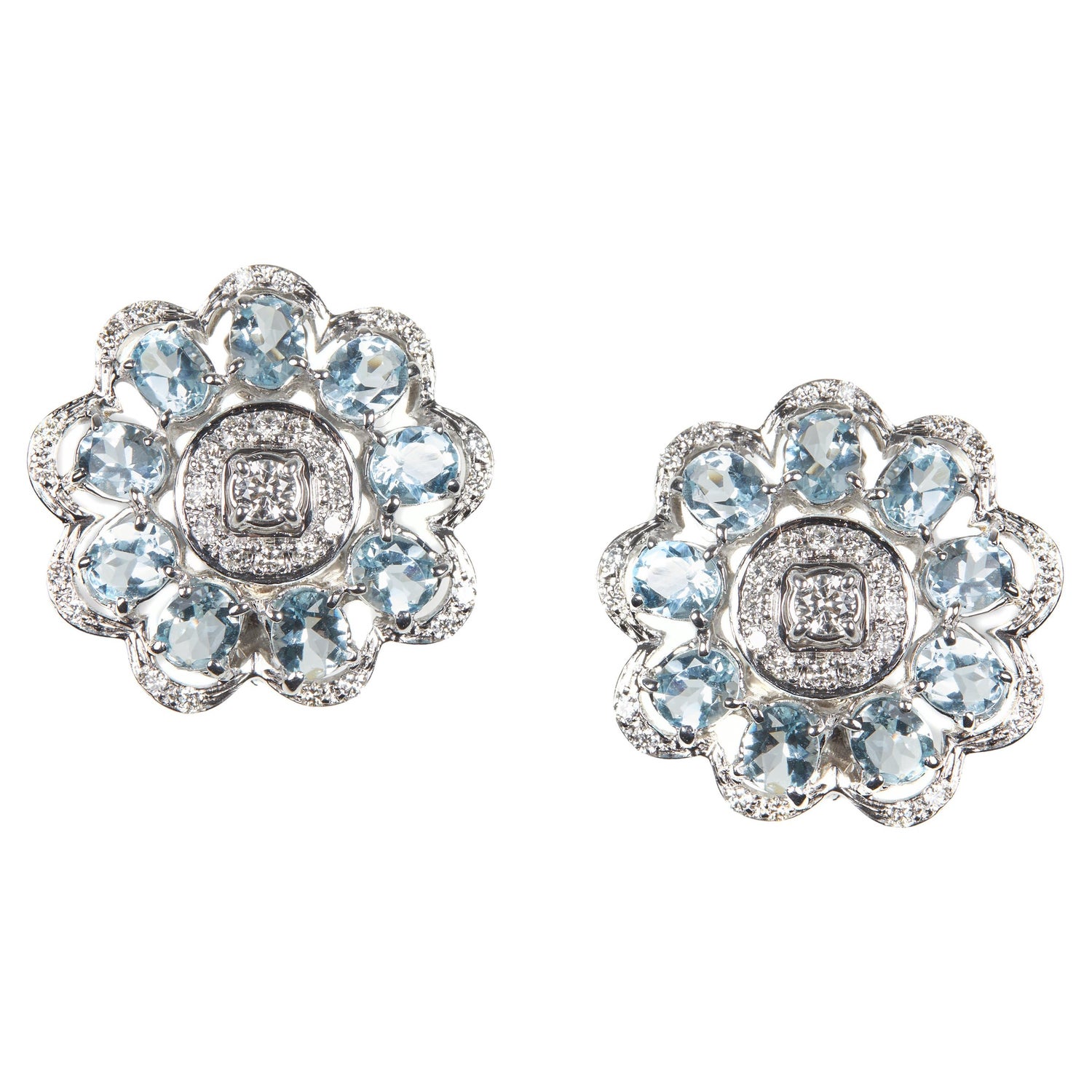 Coco crush earrings Chanel Blue in Metal - 7545832