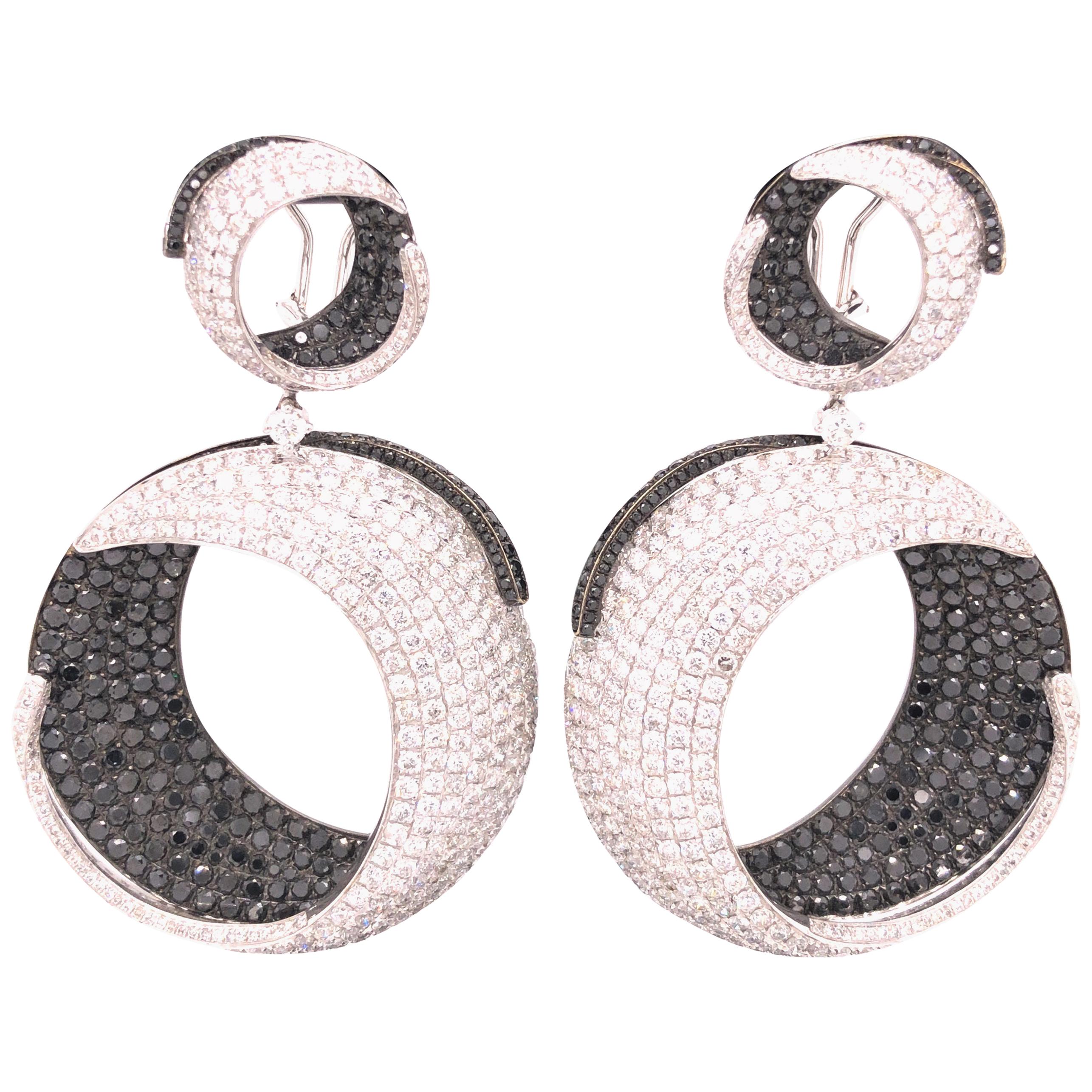 18 Karat White Gold Diamond and Black Diamond Circle Earrings For Sale