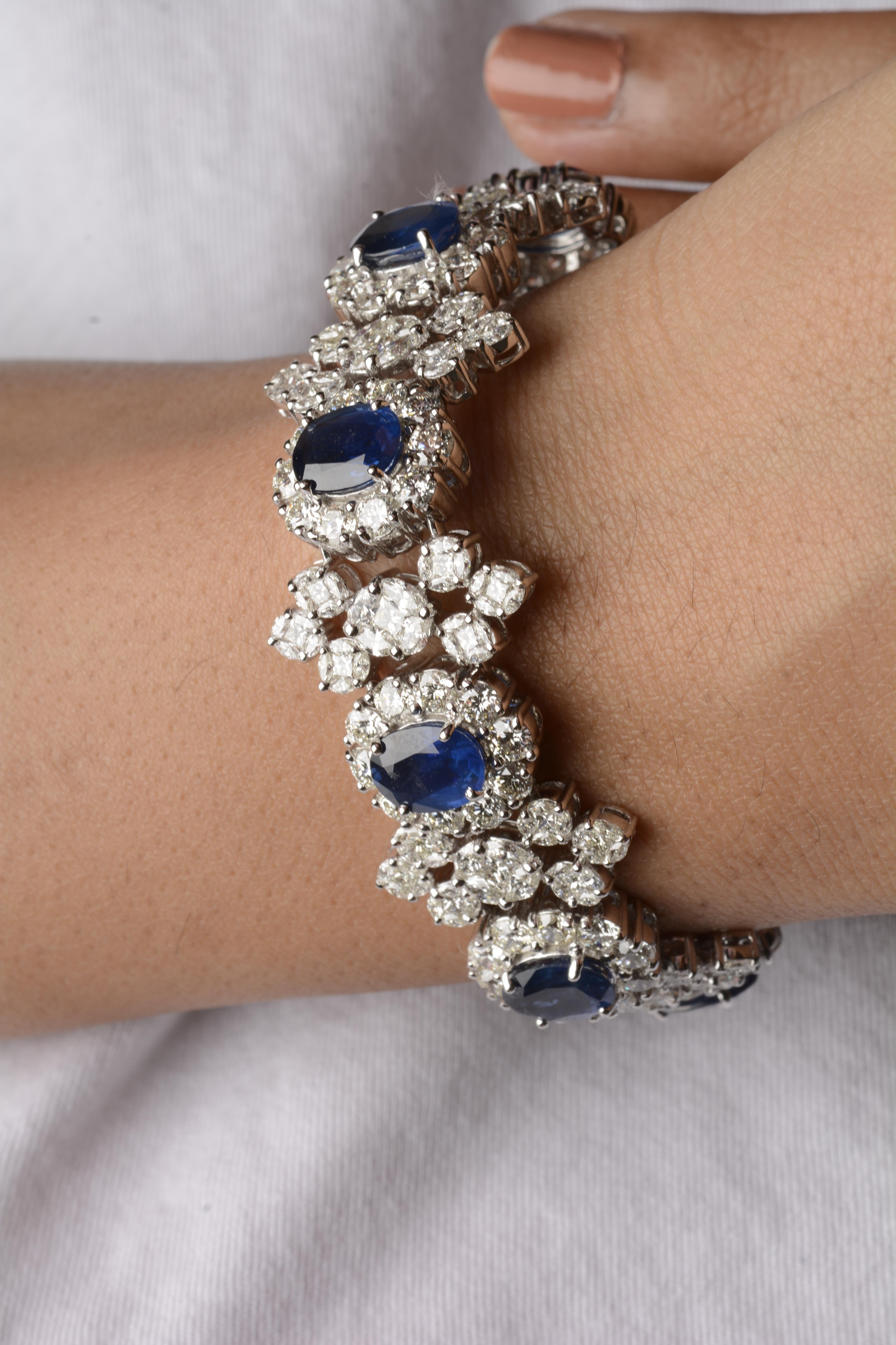Contemporary 18 Karat White Gold Diamond and Blue Sapphire Bracelet For Sale