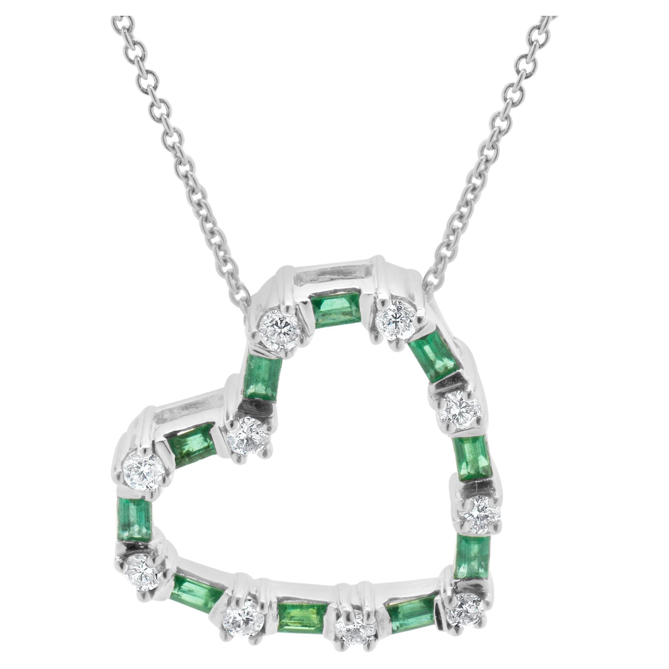 18 Karat White Gold Diamond and Emerald Open Heart Necklace For Sale