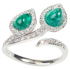 18 Karat White Gold Diamond and Emerald Ring