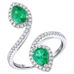 18 Karat White Gold Diamond and Emerald Ring