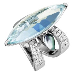 18 Karat White Gold Diamond and Large Aquamarine Ring