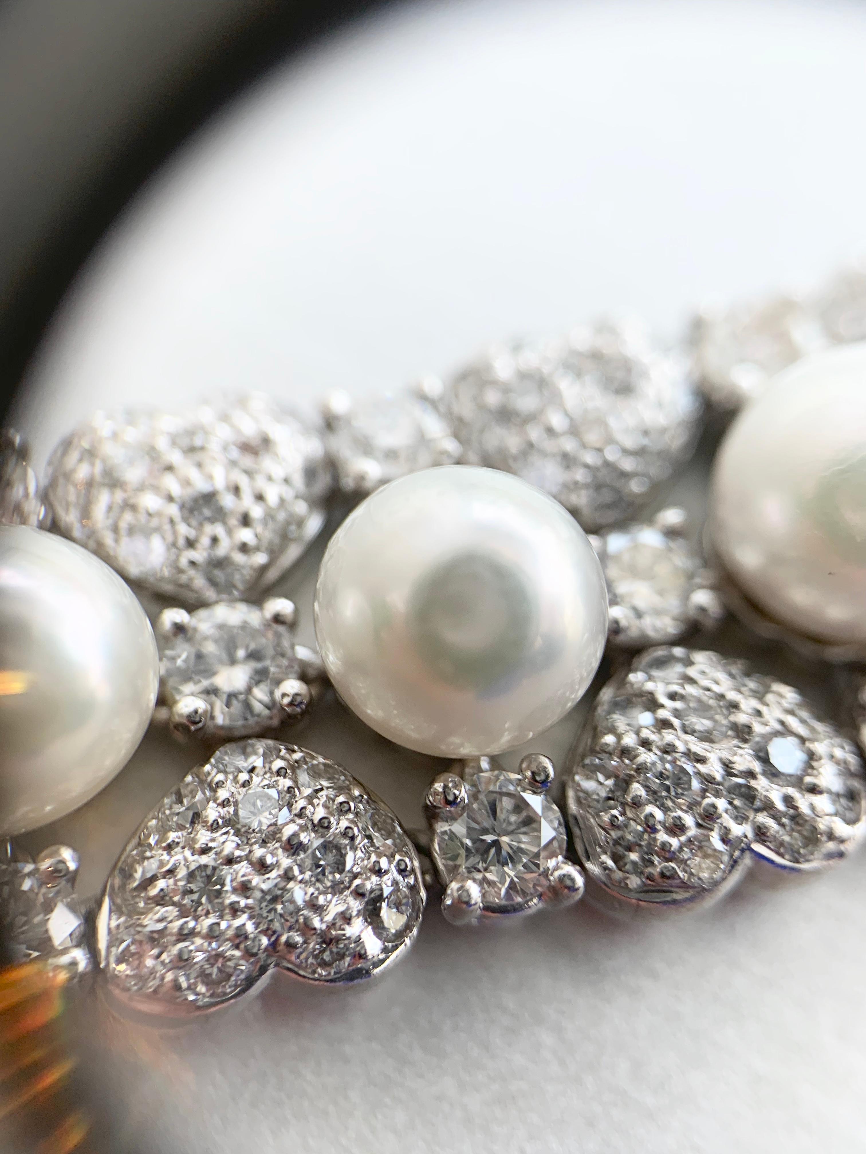 18 Karat White Gold Diamond and Pearl Bracelet For Sale 3