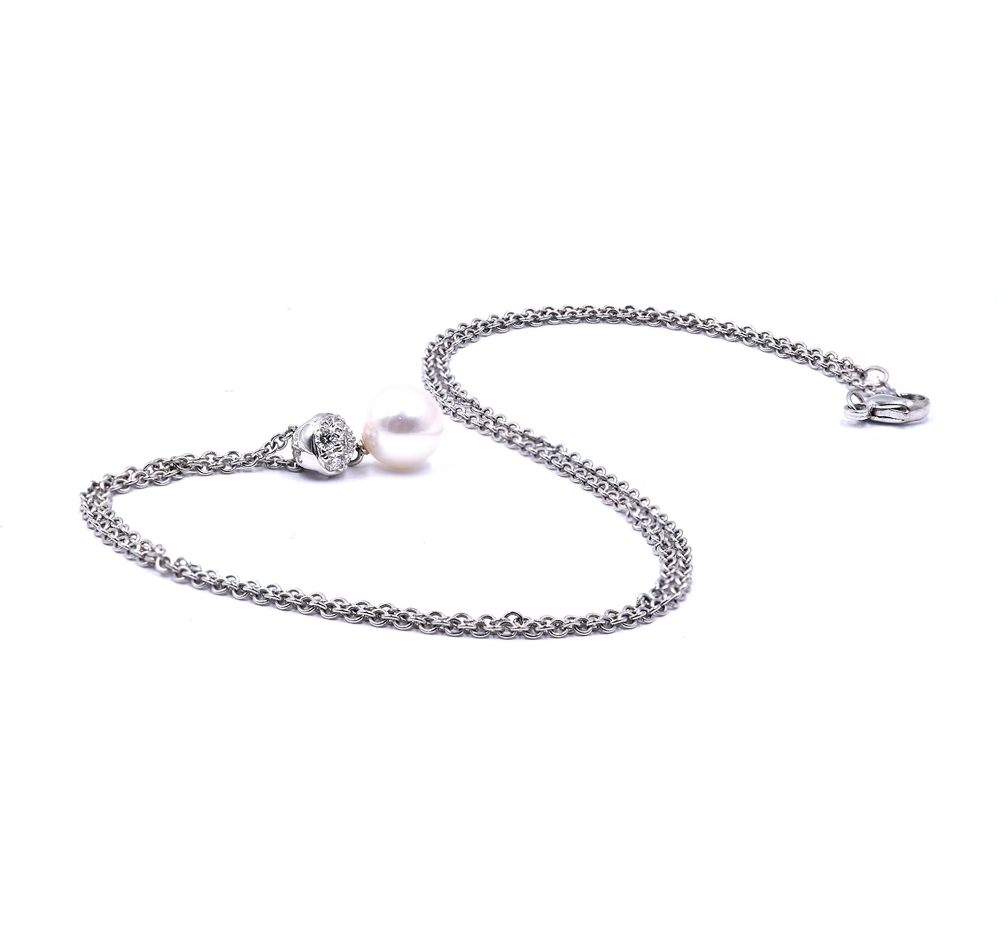 18 Karat White Gold Diamond and Pearl Drop Necklace In Excellent Condition For Sale In Scottsdale, AZ