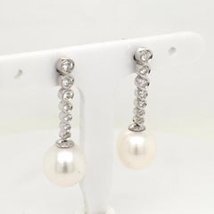 18 Karat White Gold Diamond and Pearl Earrings Made in Italy with Box