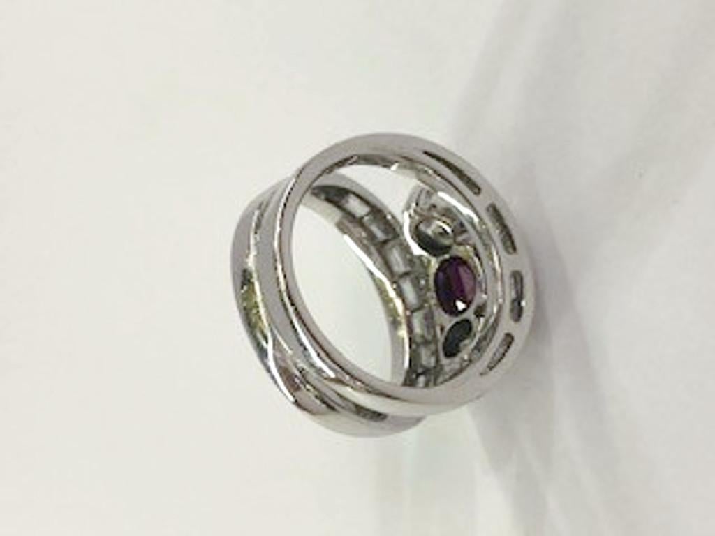 18 Karat White Gold Diamond and Ruby Ring For Sale 2