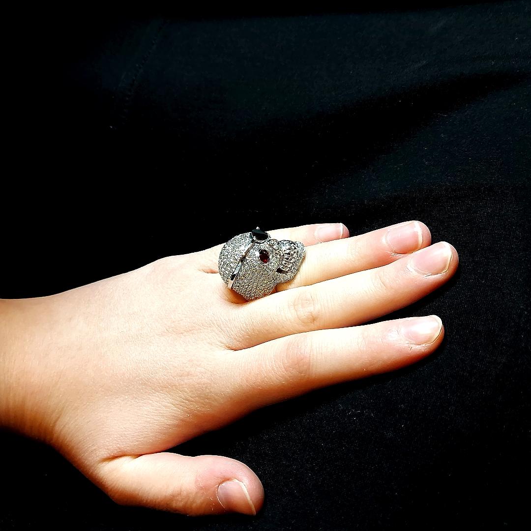 18 Karat white Gold Diamond and Ruby Skull Ring with Eye Patch of Pirate 1