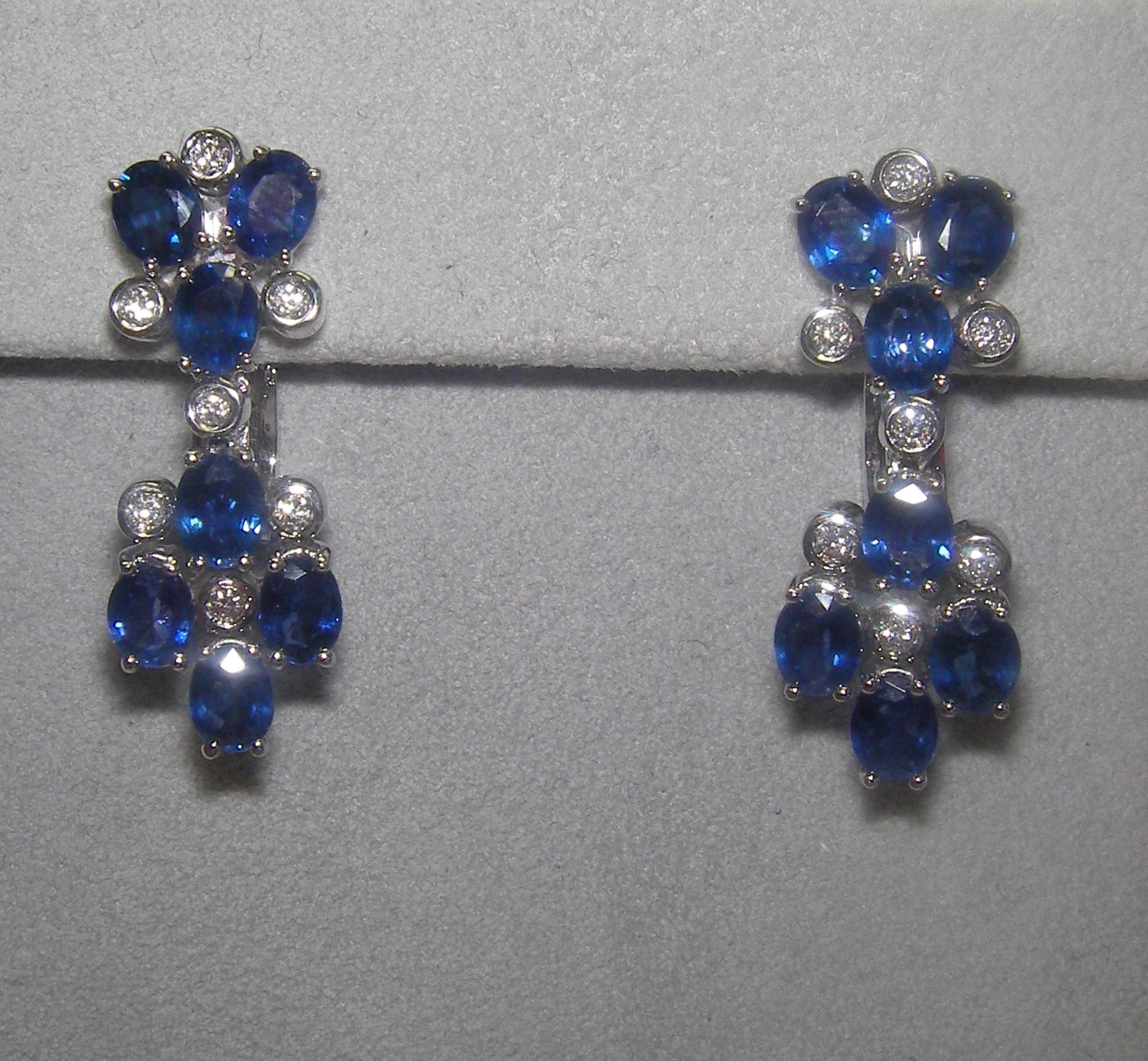 18 Karat White Gold Diamond and Sapphire Dangle Earrings

14  Diamonds 0.24 Carat H SI
14 Sapphires  5,76 Carat


Founded in 1974, Gianni Lazzaro is a family-owned jewelry company based out of Düsseldorf, Germany.
Although rooted in Germany, Gianni