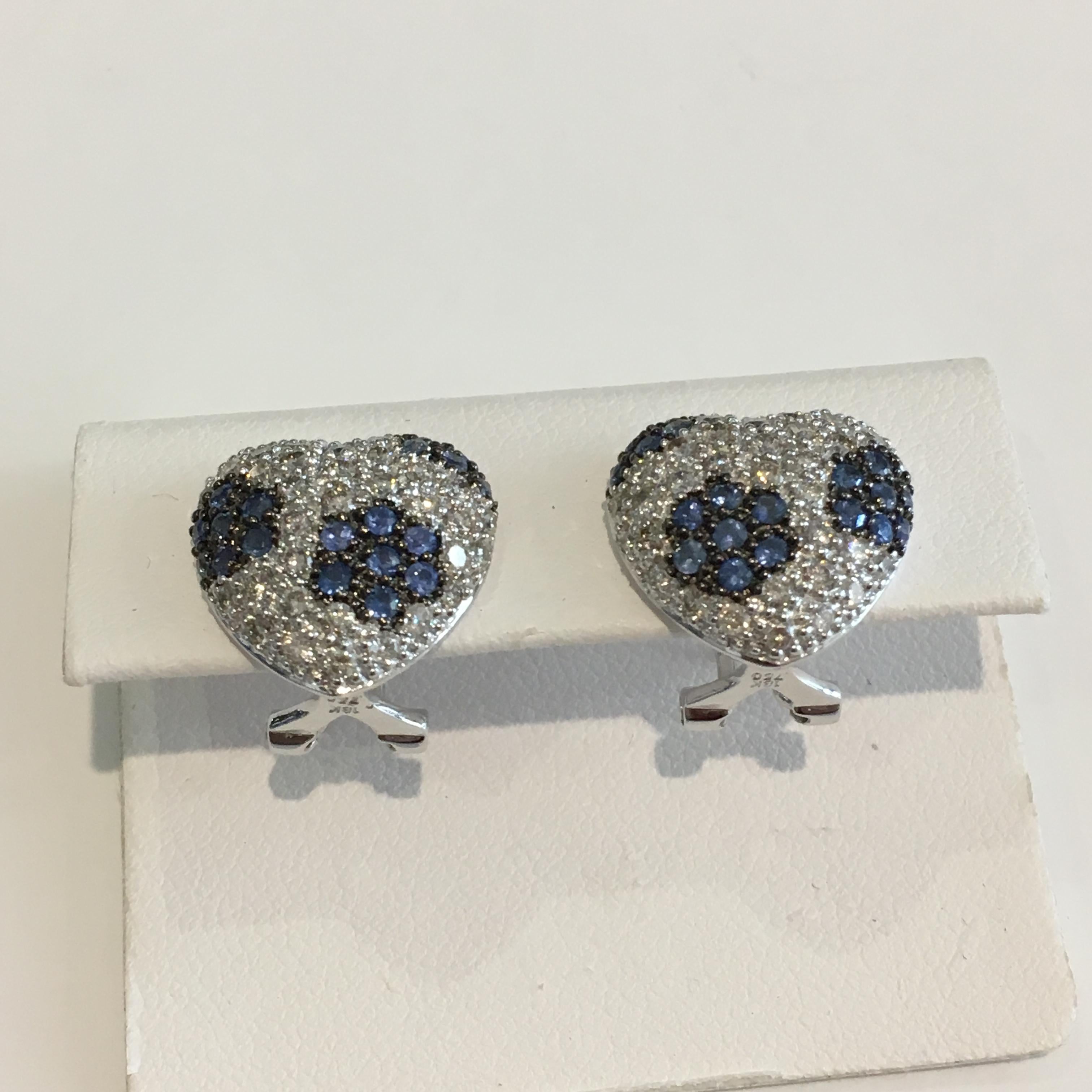 Women's or Men's 18 Karat White Gold Diamond and Sapphire Earrings 2.80 Carat I Color VS Clarity