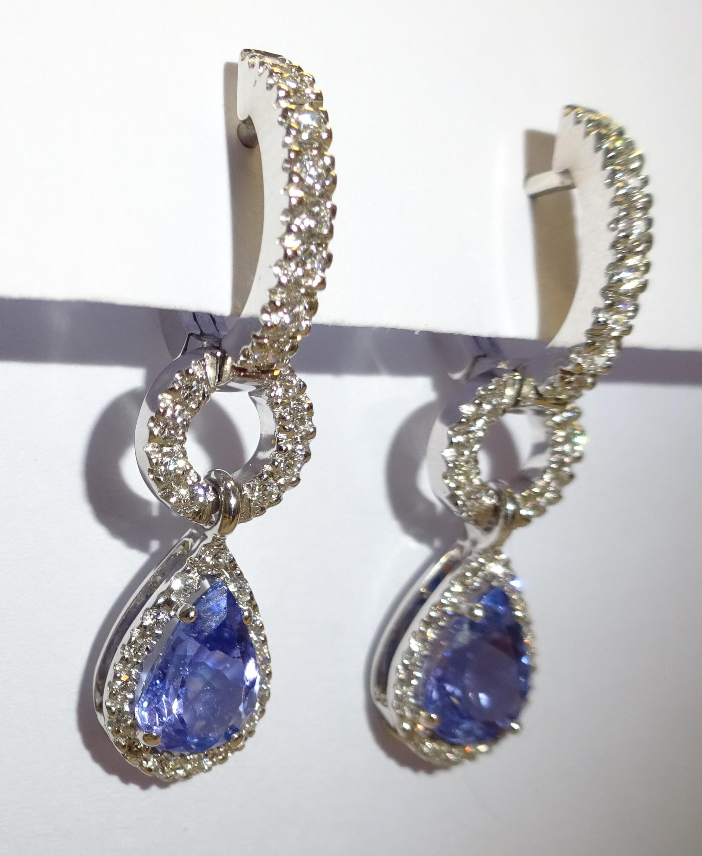 Pear Cut 18 Karat White Gold Diamond and Tanzanite Dangle Earrings For Sale