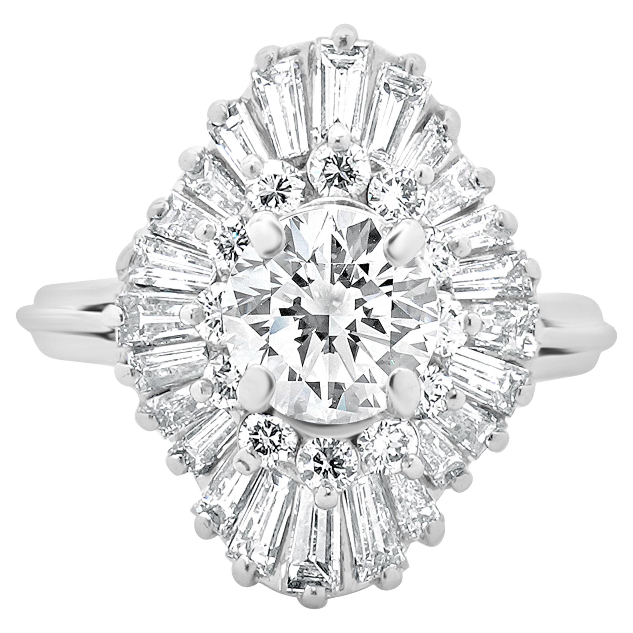 Anello Ballerina con diamanti in oro bianco 18 carati in vendita
