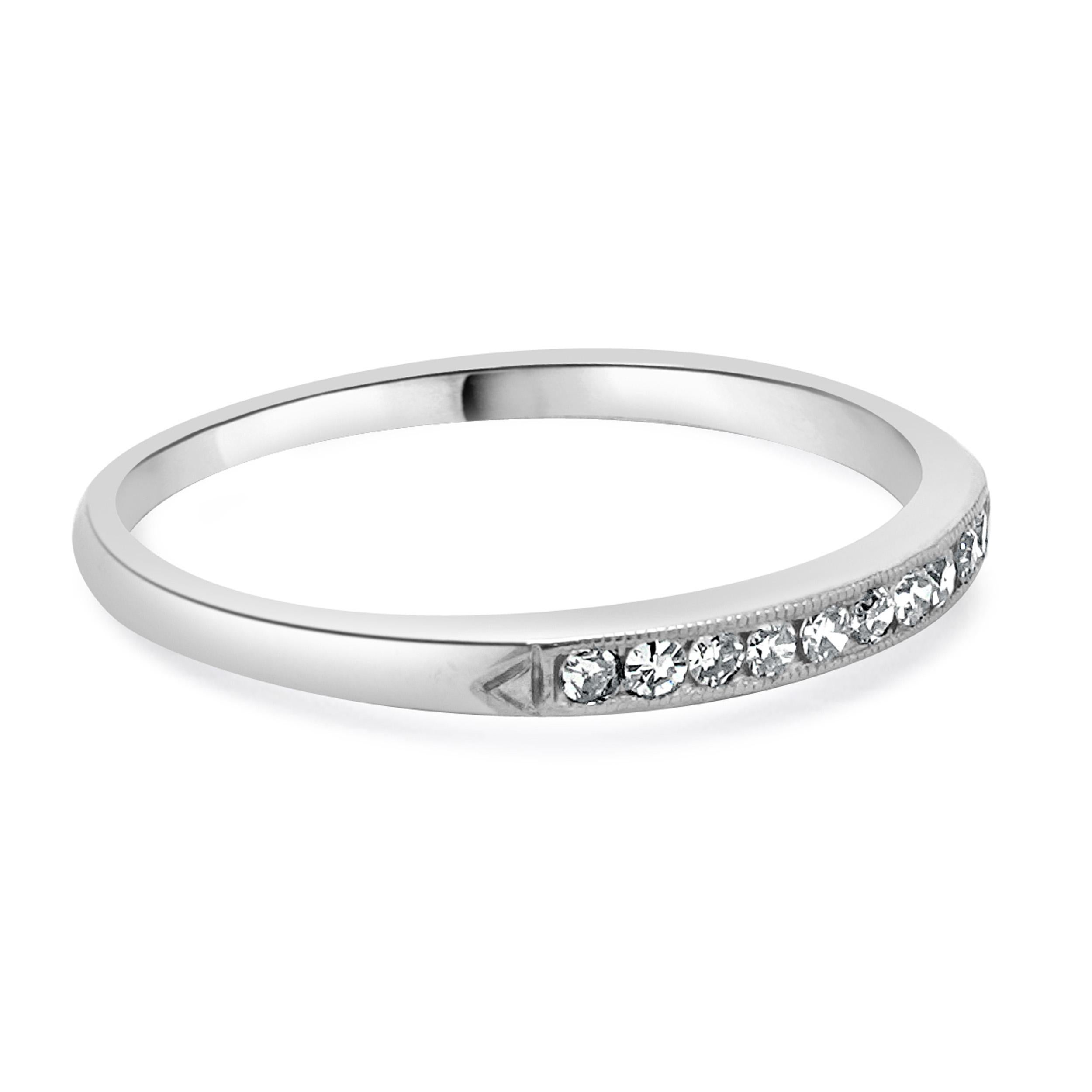 Taille ronde Bandeau en or blanc 18 carats avec diamants en vente