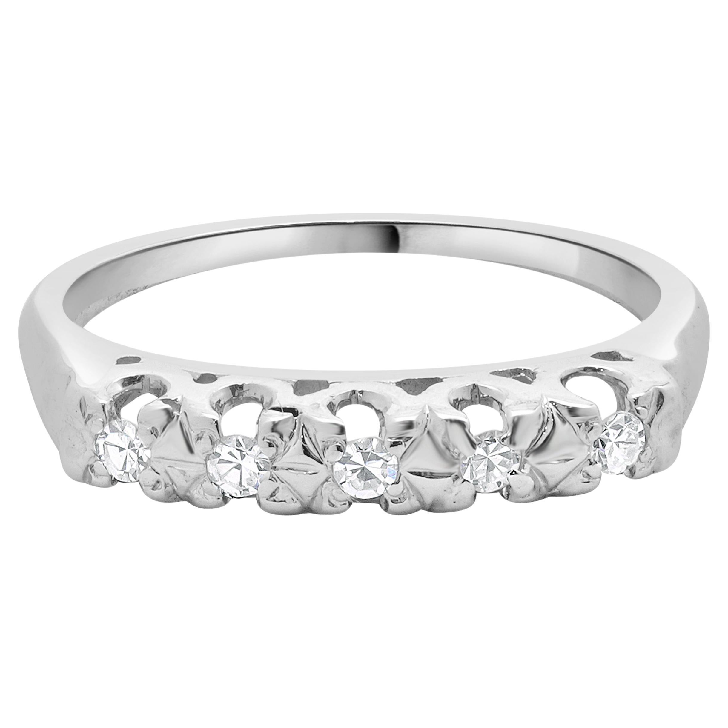 Anillo de diamantes de oro blanco de 18 quilates en venta