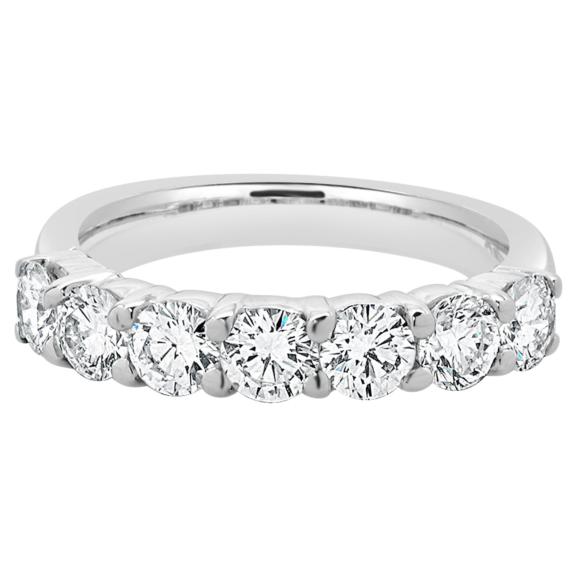 18 Karat Weißgold Diamantring mit Diamanten im Angebot