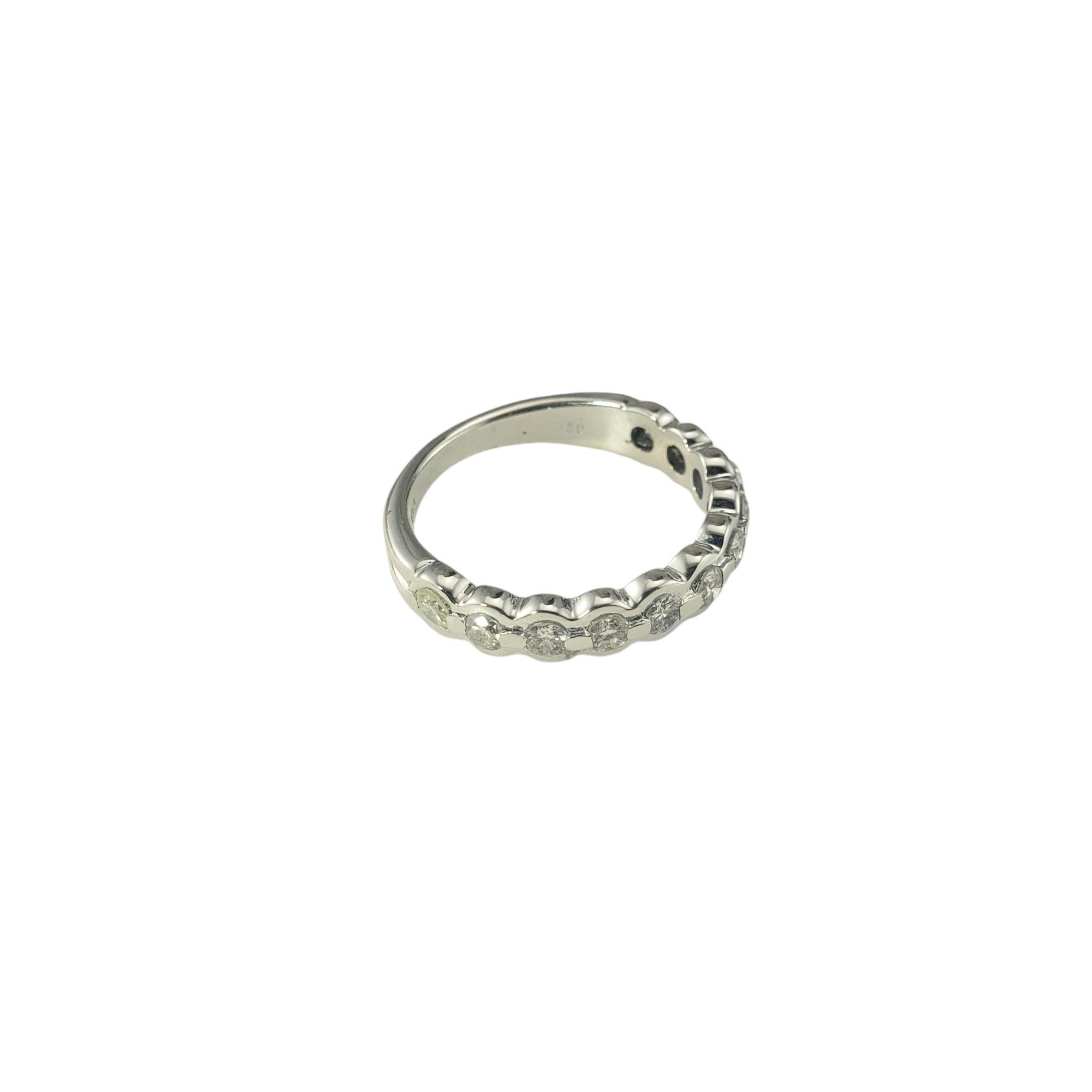 Contemporain Anneau en or blanc 18 carats taille 6,75 n°19488 en vente
